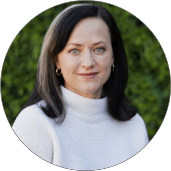 Portrait of Dr. Emily Murphy, Sr. Advisor of Neuroscience and Policy.